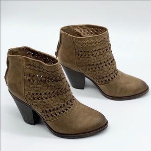 Fergalicious Women Ankle Boots